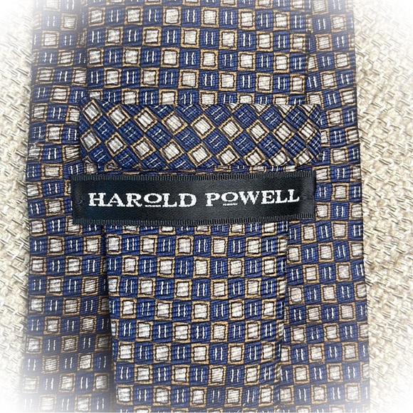 💕Handsome Harold Powell Mens Necktie💕 - Picture 4 of 11
